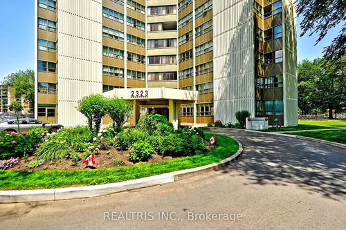 807-2323 Confederation Pky, Mississauga, ON, L5B1R6 | Card Image