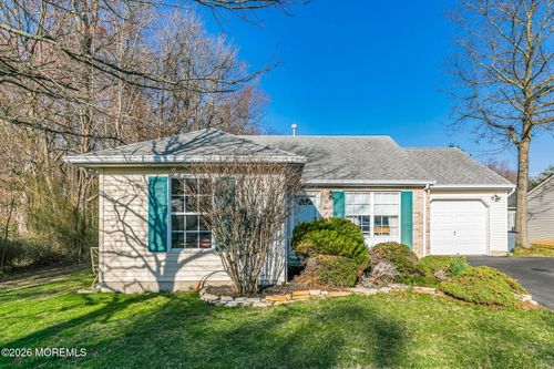 53 Farnworth Close, Freehold, NJ, 07728-3858 | Card Image