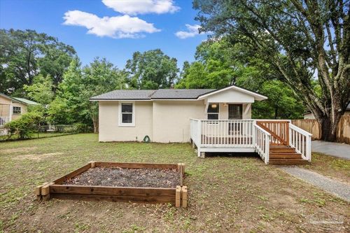 671 Georgia St, Crestview, FL, 32536 | Card Image