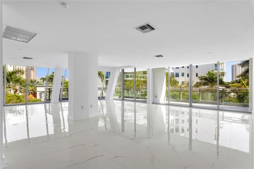 apt-349-2950 188th St, Aventura, FL, 33180-2750 | Card Image