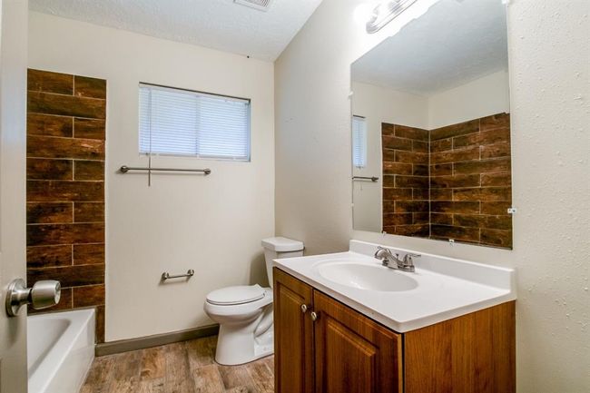 24615 Wilderness Rd, House other with 3 bedrooms, 2 bathrooms and 2 parking in Spring TX | Image 20