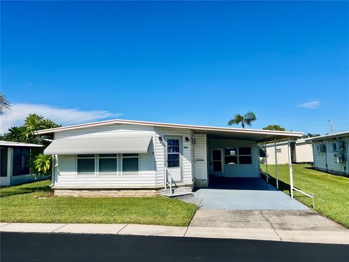 10811 Freedom Dr, PORT RICHEY, FL, 34668-2114 | Card Image