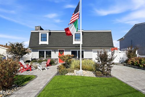 456 Marathon Ct, Lavallette, NJ, 08735-3010 | Card Image