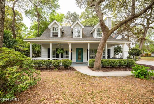 38 Le Moyne Dr, Lady's Island, SC, 29907-1340 | Card Image