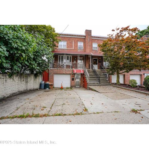 1572 Radcliff Ave, Bronx, NY, 10462-4013 | Card Image
