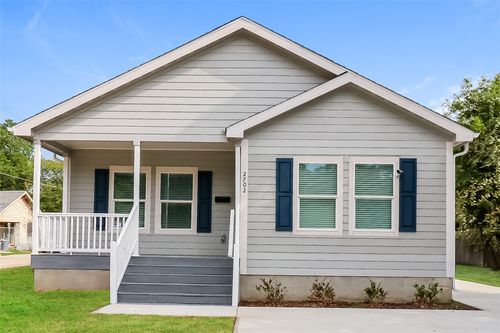 2702 Holland St, Fort Worth, TX, 76164-7036 | Card Image
