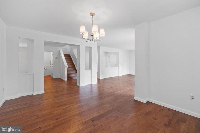 8924 Cross Chase Cir, House other with 4 bedrooms, 5 bathrooms and null parking in LORTON VA | Image 15