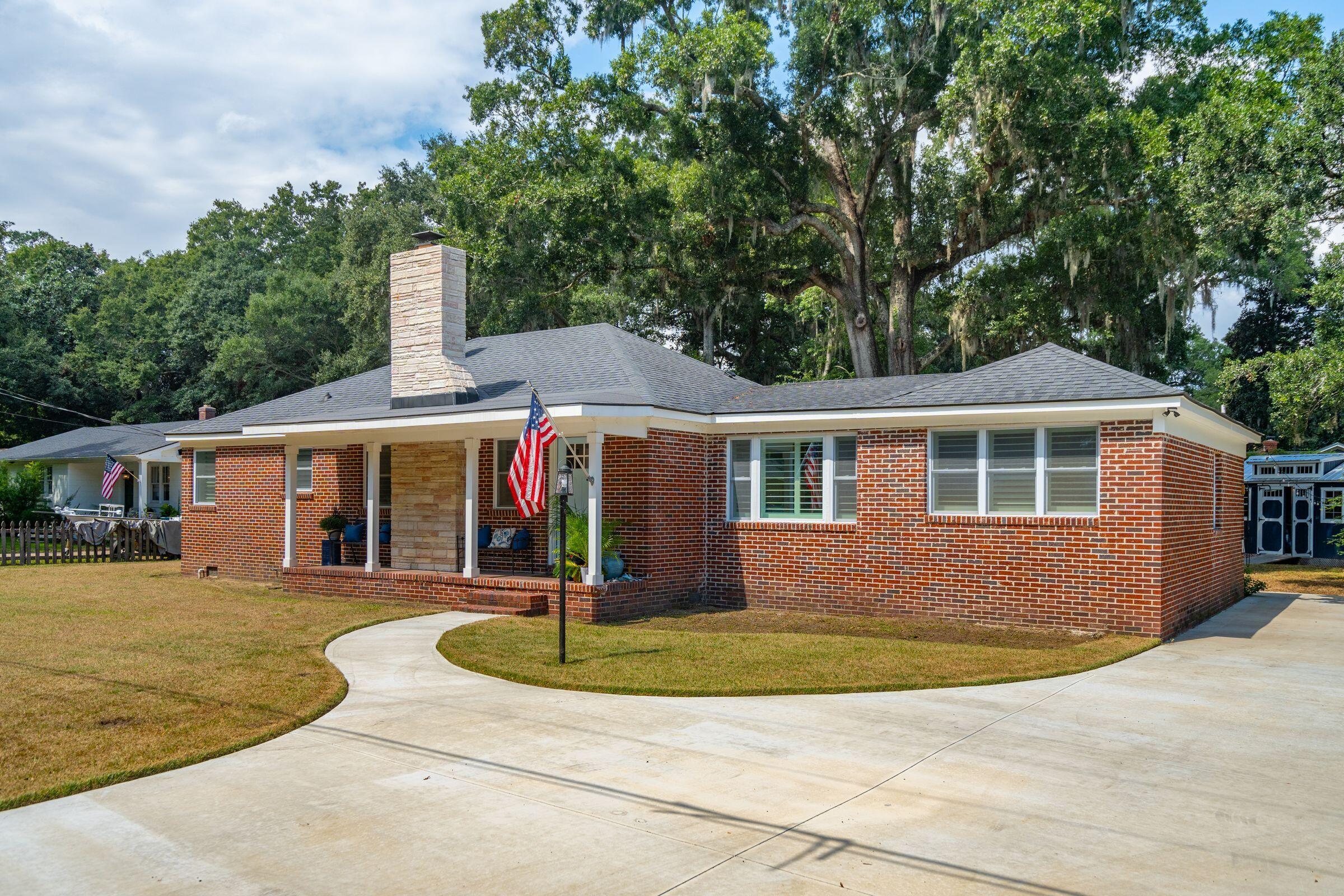 Mchenry Ave, Charleston, SC 29412