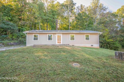 2212 Knollcrest Ln, Knoxville, TN, 37920-3601 | Card Image