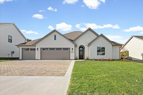 5657 Ralph Dobbs Way, Columbia, MO, 65203-8637 | Card Image