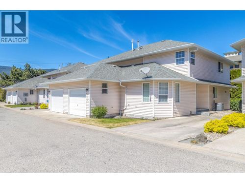 870 10 Street Sw, Salmon Arm, BC, V1E1L9 | Card Image
