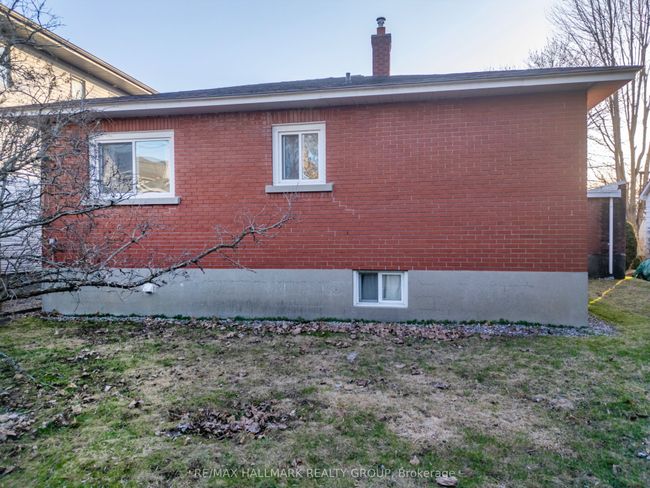 495 Wentworth Ave, House other with 3 bedrooms, 2 bathrooms and 3 parking in Ottawa ON | Image 24