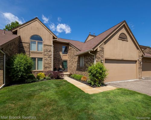 6606 Westbrooke Ct, West Bloomfield, MI, 48322-3231 | Card Image