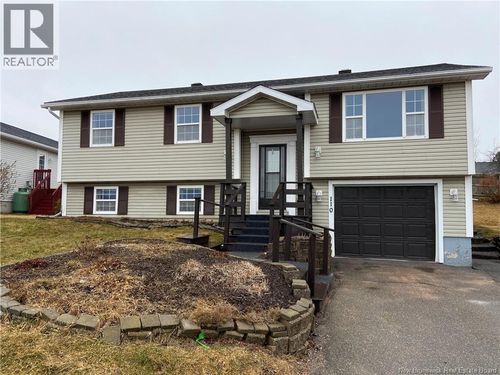 110 Honeysuckle Dr, Saint John, NB, E2M5T1 | Card Image