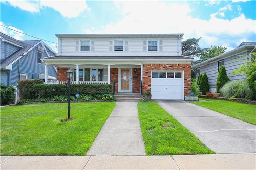 26 Hull Ave, Staten Island, NY, 10306-2508 | Card Image