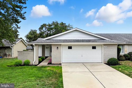 172 Warren Rd, MONROE TOWNSHIP, NJ, 08831 | Card Image