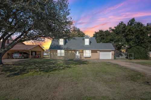 522 E Colorado St, Bremond, TX, 76629-5345 | Card Image