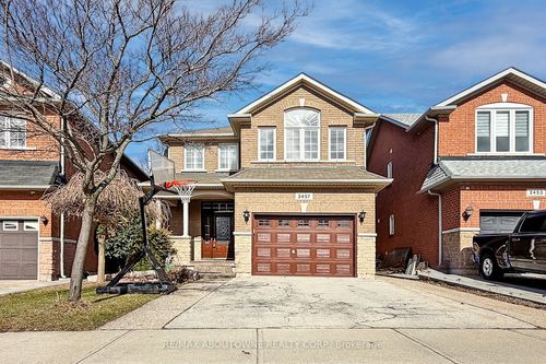 2457 Hilda Dr, Oakville, ON, L6H7N5 | Card Image