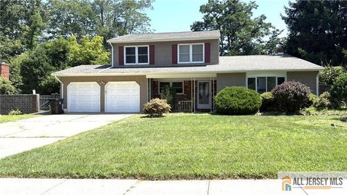 24 Edward St, East Brunswick, NJ, 08816-4409 | Card Image