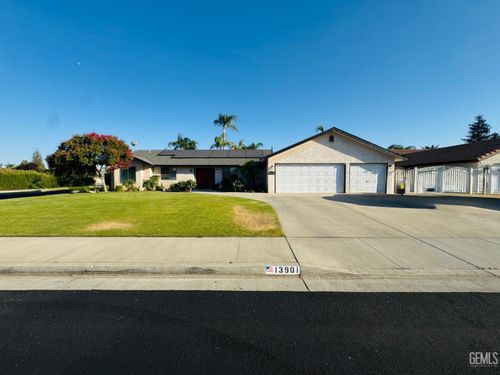 13901 Laverton Ave, Bakersfield, CA, 93314 | Card Image