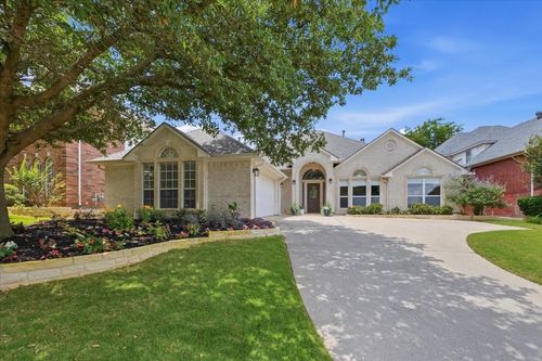 6304 Southern Hills Dr, Fort Worth, TX, 76132-4485 | Card Image