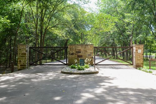 245 See Forever, Kemp, TX, 75143-3187 | Card Image