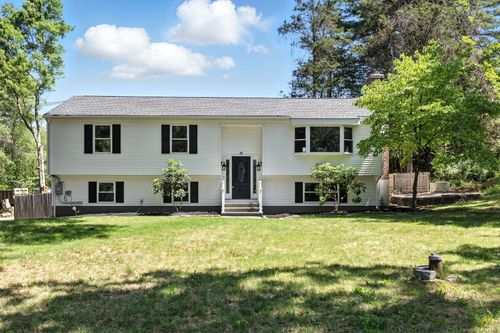 15 Beech St, North Branford, CT, 06471-1480 | Card Image