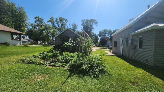 Large garden! | Image 21