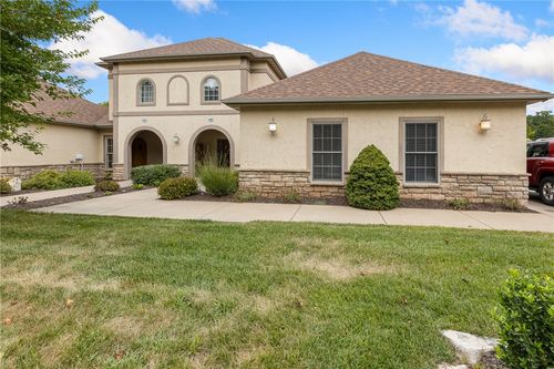 130 Lugano Ln, Hollister, MO, 65672-5878 | Card Image
