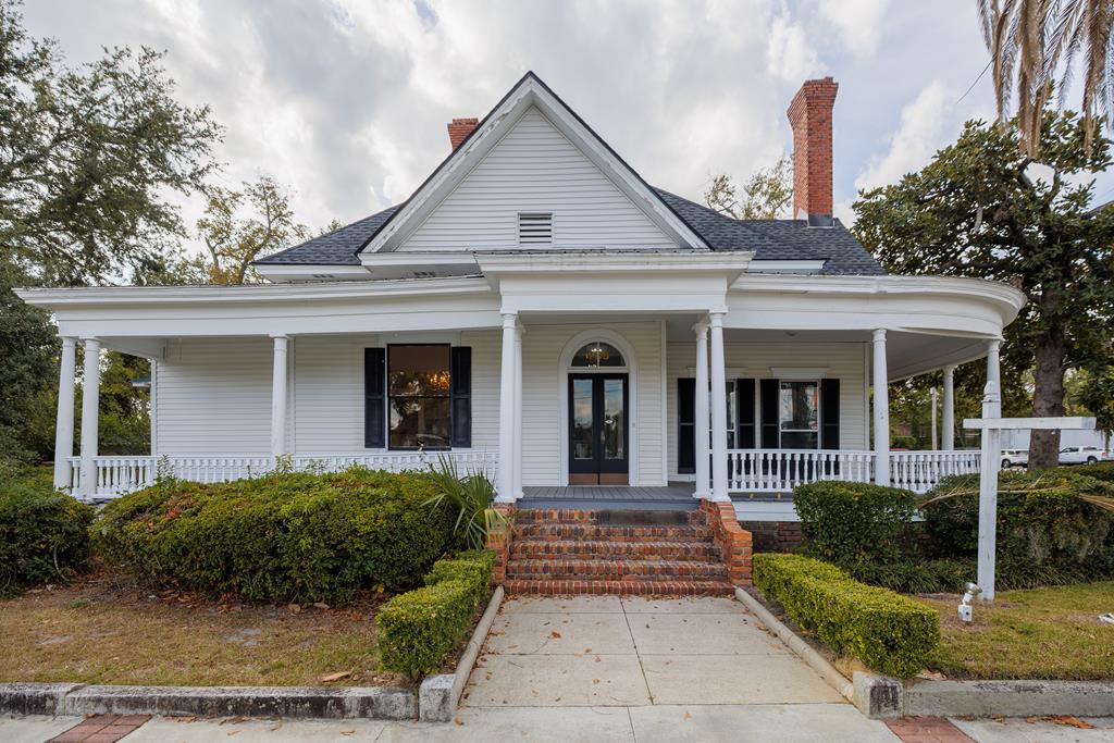 Commercial Sale in Valdosta