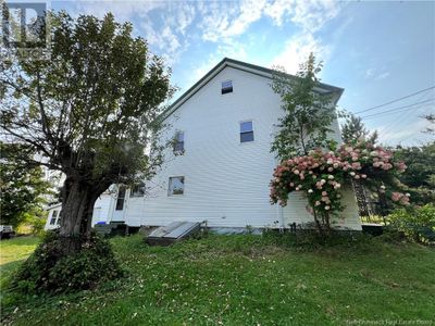 74 Pleasant St, House other with 3 bedrooms, 2 bathrooms and null parking in Saint Stephen NB | Image 3