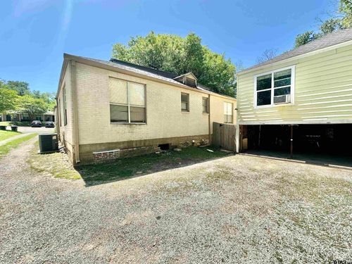 300/302/304 E Dodge St, Tyler, TX, 75701-1715 | Card Image