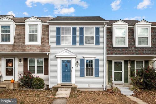 15 Marian Ct, STERLING, VA, 20165-5747 | Card Image