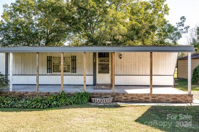 Front porch | Image 3