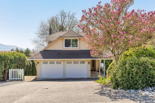 35220 Mccorkell Dr, Abbotsford, BC, V3G2C4 | Card Image