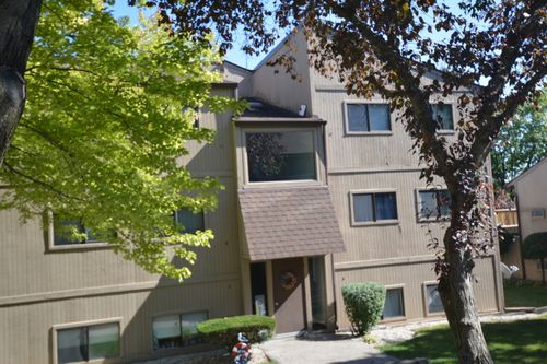 unit-11-58 Vail Colony, Fox Lake, IL, 60020-1121 | Card Image