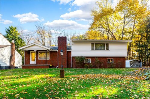 304 N Scott St, New Castle, PA, 16101-3329 | Card Image