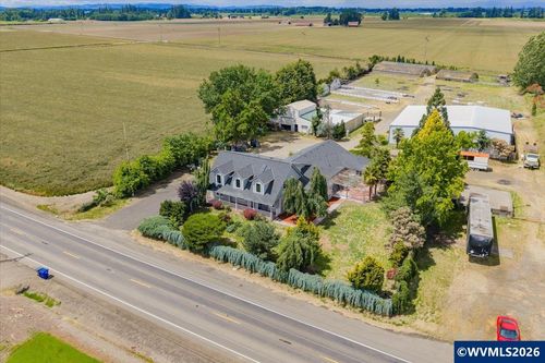 18245 Butteville Rd Ne, Aurora, OR, 97002-8628 | Card Image