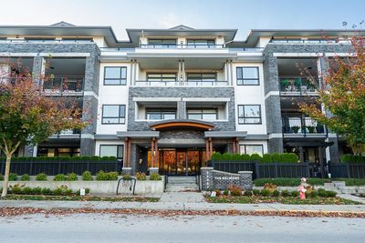 304 - 22087 49 Ave, Condo with 3 bedrooms, 2 bathrooms and 2 parking in Langley BC | Image 1