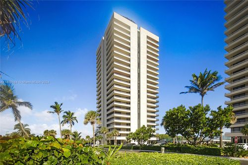 apt-8b-5550 N Ocean Dr, Riviera Beach, FL, 33404-2513 | Card Image