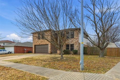 3119 Pompi Dr, Grand Prairie, TX, 75052-8755 | Card Image