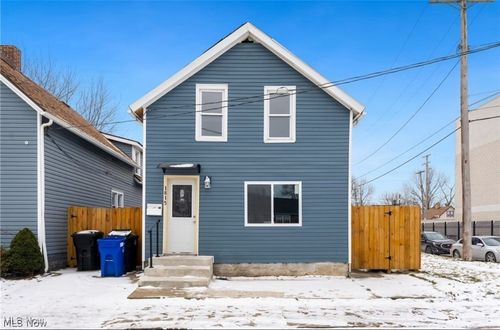 1815 Auburn Ave, Cleveland, OH, 44113-5121 | Card Image