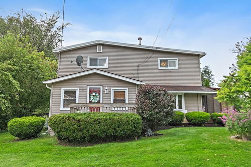 38 Elm Ave, Fox Lake, IL, 60020-1857 | Card Image