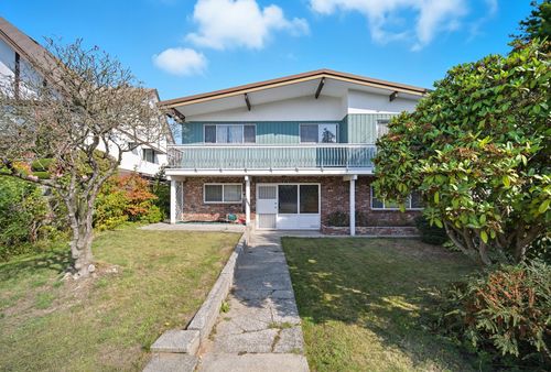 2765 Coleridge Ave, Vancouver, BC, V5S3A4 | Card Image