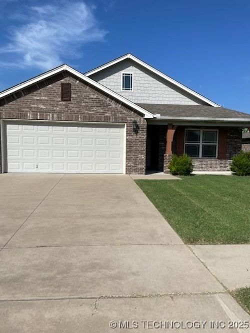 10383 S Nathan St, Jenks, OK, 74037-1839 | Card Image