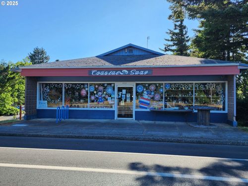 1717 Oregon St, Port Orford, OR, 97465-8734 | Card Image