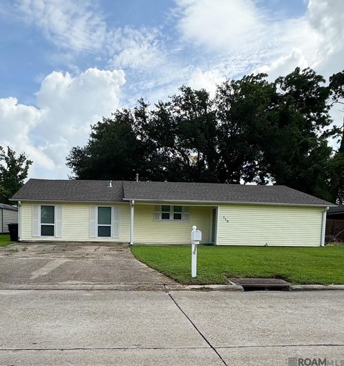 110 Clausen Rd, Belle Chasse, LA, 70037-4319 | Card Image