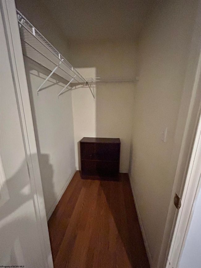 7205 University Commons Dr, Condo with 4 bedrooms, 4 bathrooms and 3 parking in Morgantown WV | Image 17