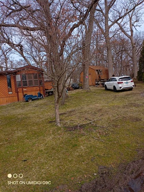 27 Oyster Bay, Lakemoor, IL, 60051-7855 | Card Image