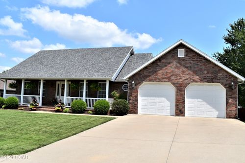 408 Honeysuckle Ln, Monett, MO, 65708-1053 | Card Image